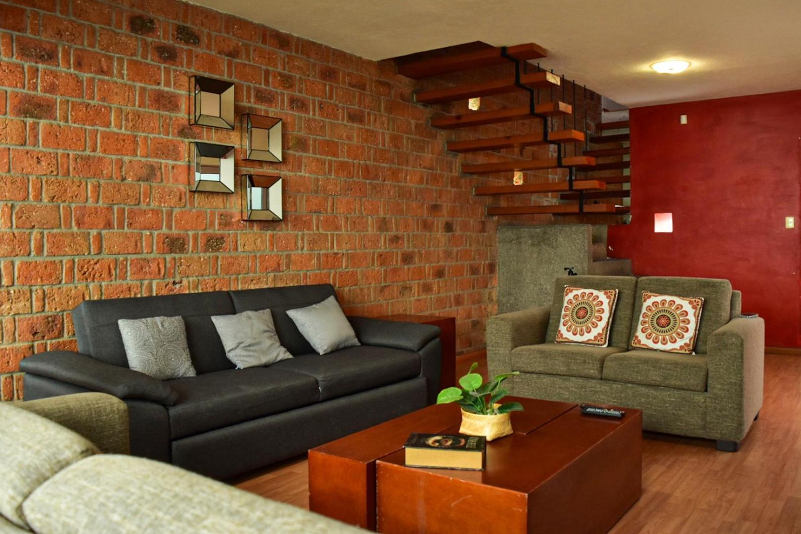 Valentin House, Very Spacious And Cozy. Holiday home San Luis Potosi